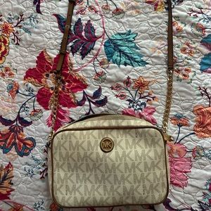 Michael Kors Crossbody Purse